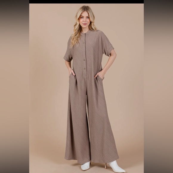 Fabulous Oversize Button Up Jumpsuit - Picture 4 of 7